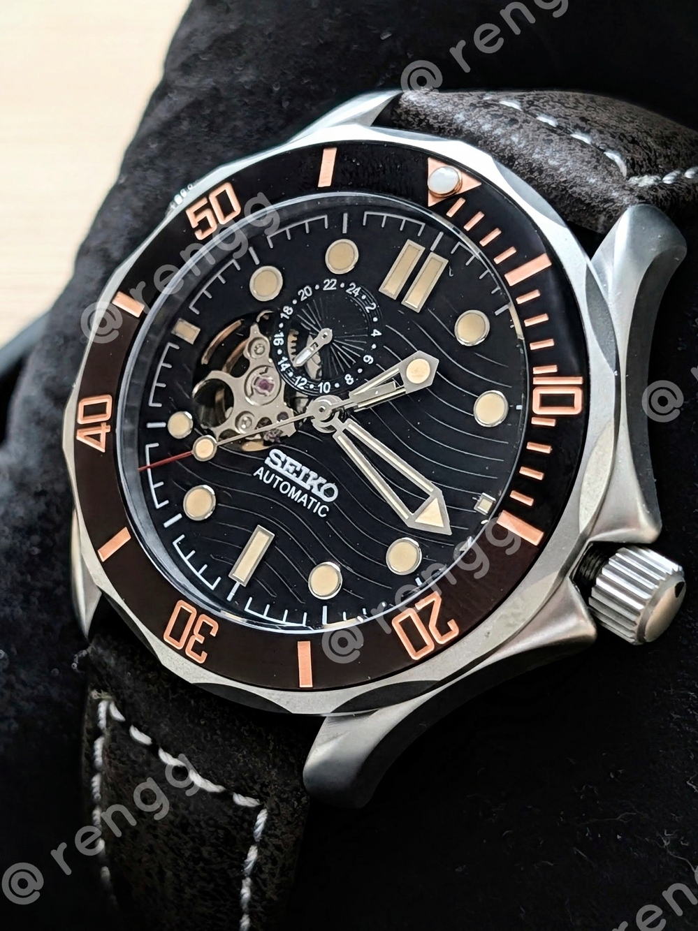41mm Titanium Seiko Master Men's Black Automatic Diver-Style Sapphire Open Heart